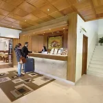 Hotel Santo Antonio De 3*