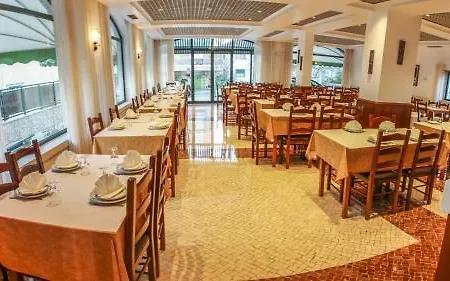 Santo Antonio De Отель 3*