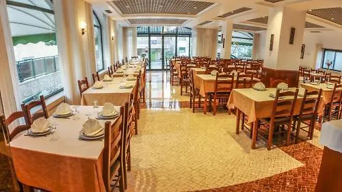 Santo António De Hotel 3*